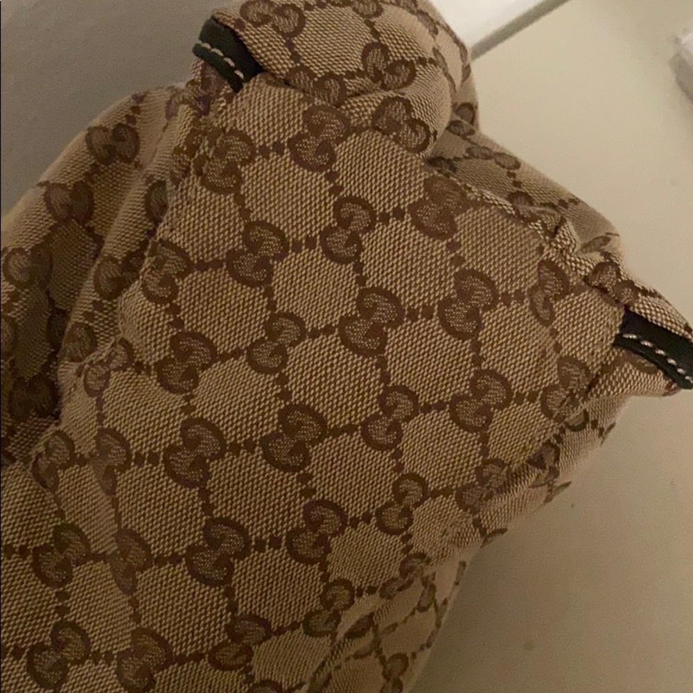 Authentic Gucci Medium Canvas GG Logo Hobo - Picture 12 of 13